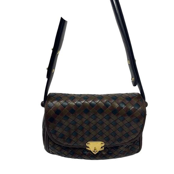 BOTTEGA VENETA Intrecciato Nappa Lock Flap Shoulder Woven Bag in brown green - Picture 13 of 16